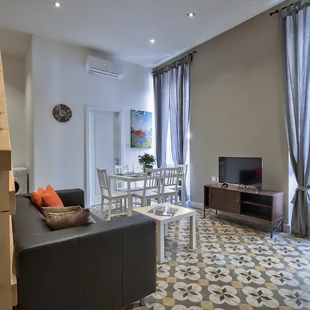 Borgo San Pawl - Duplex 2-bedroom Valeta